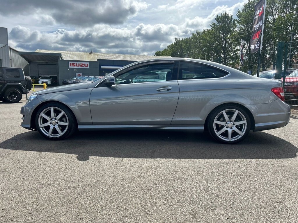 Used Mercedes-Benz C Class 2015 for sale - 77669040: Photo 6