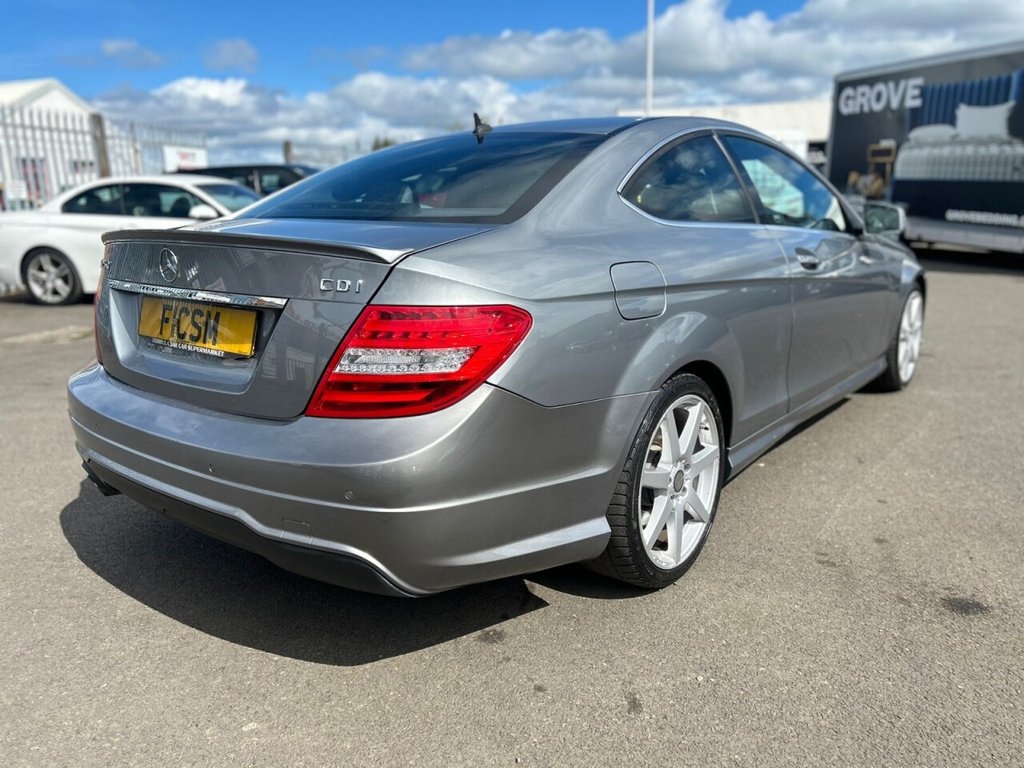 Used Mercedes-Benz C Class 2015 for sale - 77669040: Photo 7