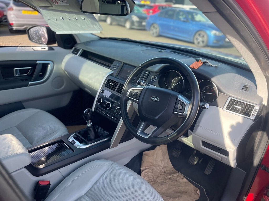 Used Land Rover Discovery 2018 for sale - 69793793: Photo 15