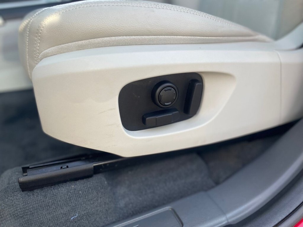 Used Land Rover Discovery 2018 for sale - 69793793: Photo 32