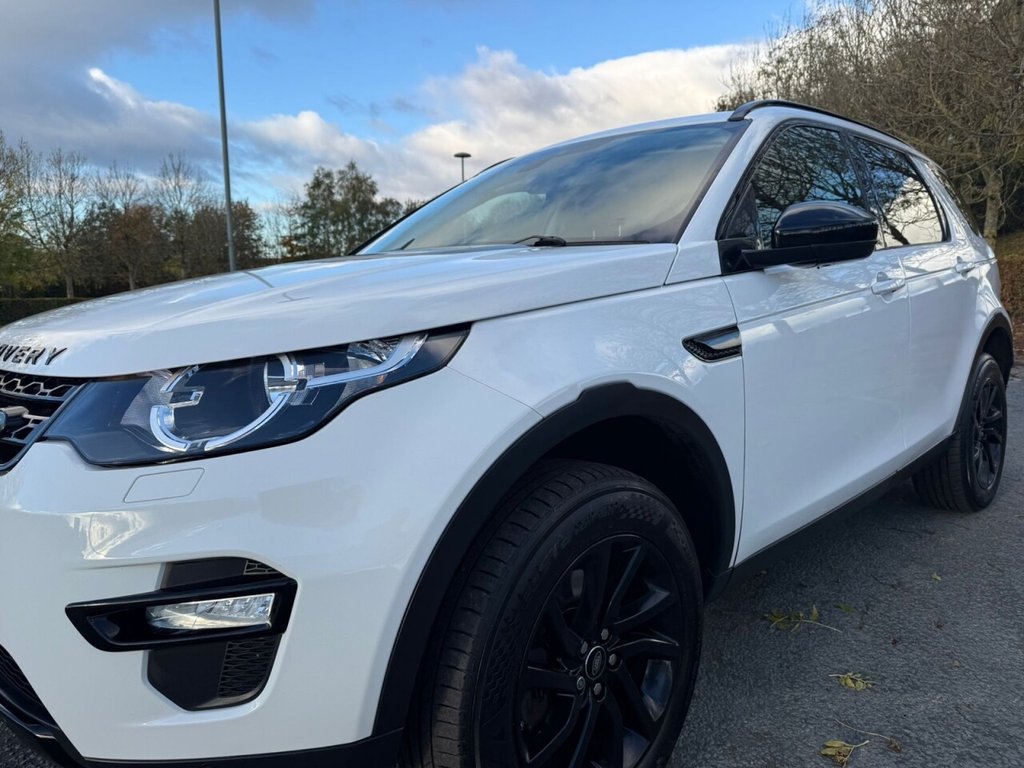 Used Land Rover Discovery Sport 2017 for sale - 76323377: Photo 10