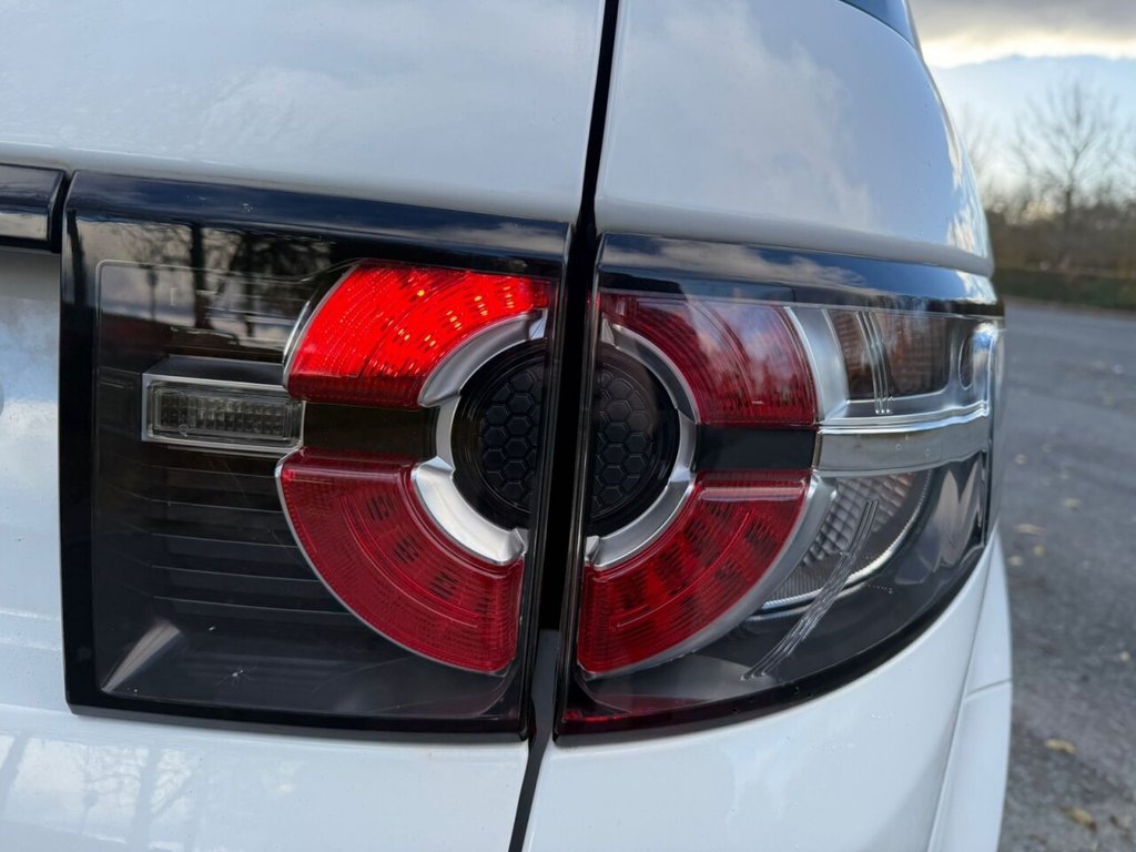 Used Land Rover Discovery Sport 2017 for sale - 76323377: Photo 11