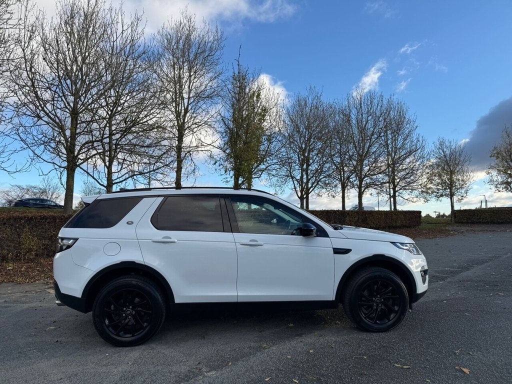 Used Land Rover Discovery Sport 2017 for sale - 76323377: Photo 19