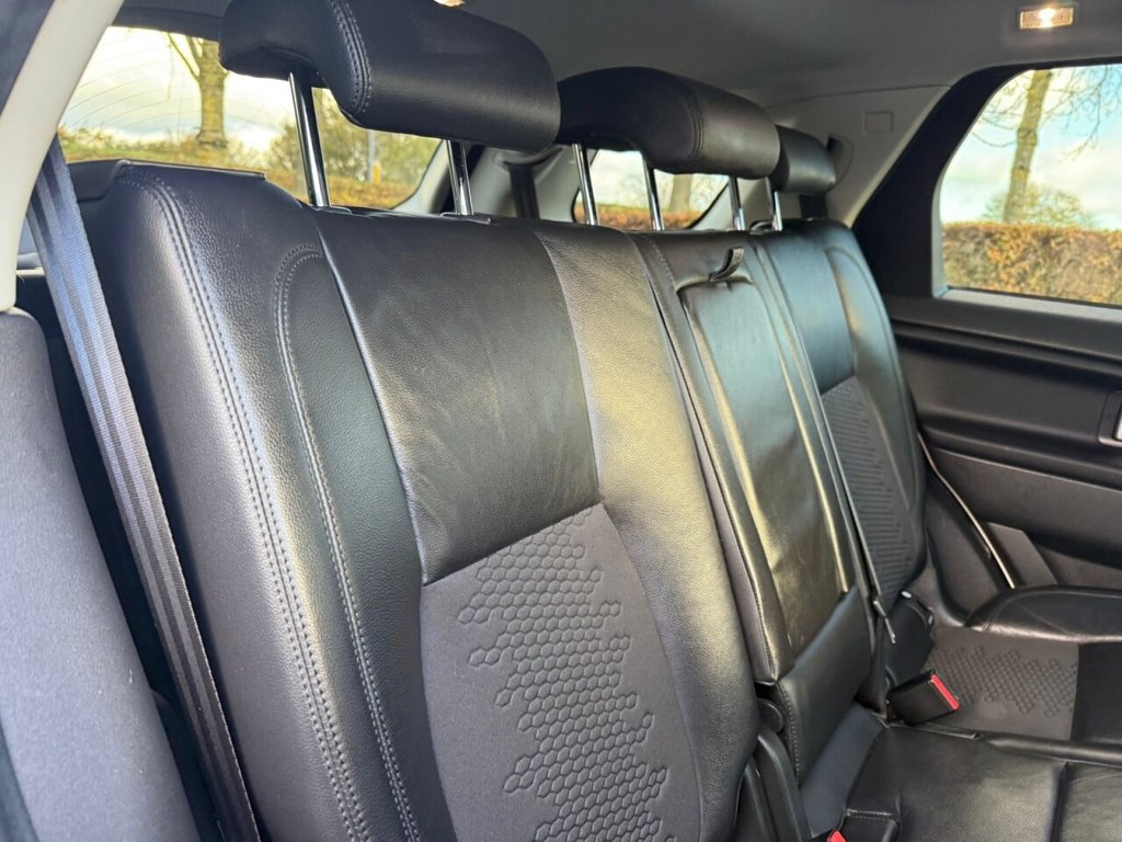Used Land Rover Discovery Sport 2017 for sale - 76323377: Photo 37