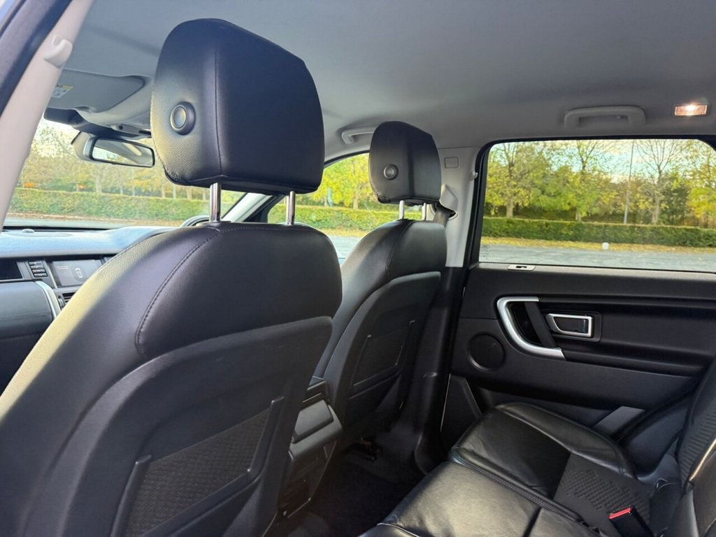 Used Land Rover Discovery Sport 2017 for sale - 76323377: Photo 40