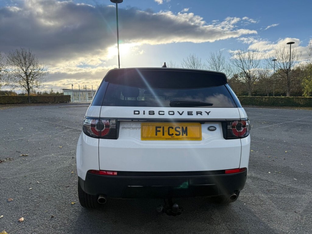 Used Land Rover Discovery Sport 2017 for sale - 76323377: Photo 6