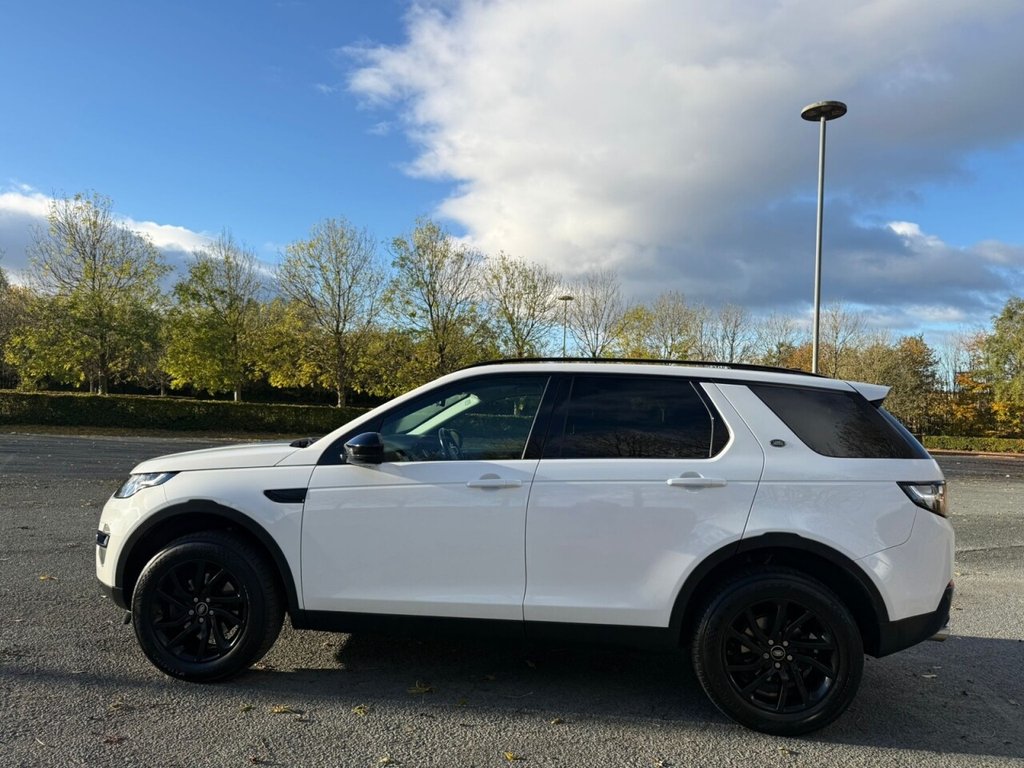 Used Land Rover Discovery Sport 2017 for sale - 76323377: Photo 7