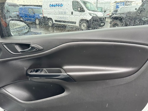 Used Vauxhall Corsa 2015 for sale - 70282482: Photo 14