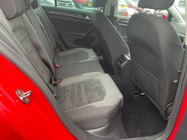 Used Volkswagen Golf 2017 for sale - 69945829: Photo 30