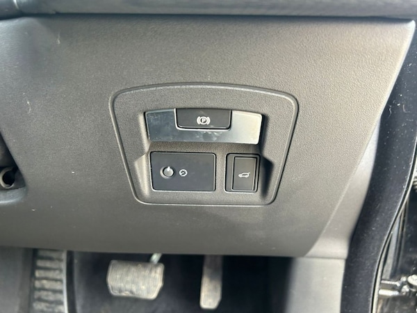 Used Land Rover Range Rover Velar 2020 for sale - 70389690: Photo 13