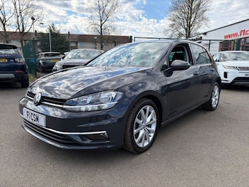Used Volkswagen Golf 2018 for sale - 77967479: Photo