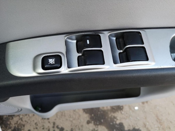 Used Mitsubishi L200 2010 for sale - 69945813: Photo 12