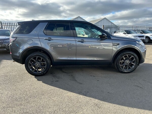 Used Land Rover Discovery Sport 2018 for sale - 74028736: Photo 10