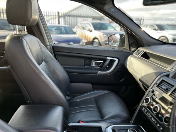 Used Land Rover Discovery Sport 2018 for sale - 74028736: Photo 21