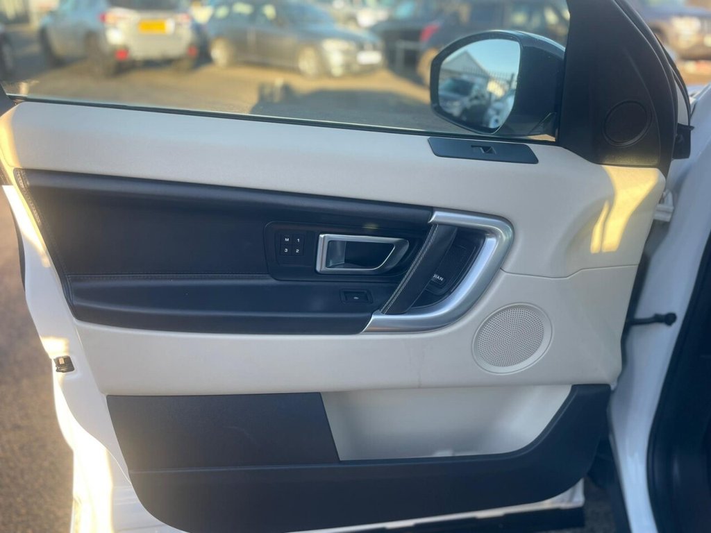 Used Land Rover Discovery Sport 2017 for sale - 76973438: Photo 37