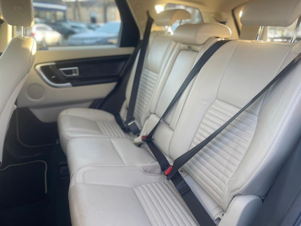 Used Land Rover Discovery Sport 2017 for sale - 76973438: Photo 40