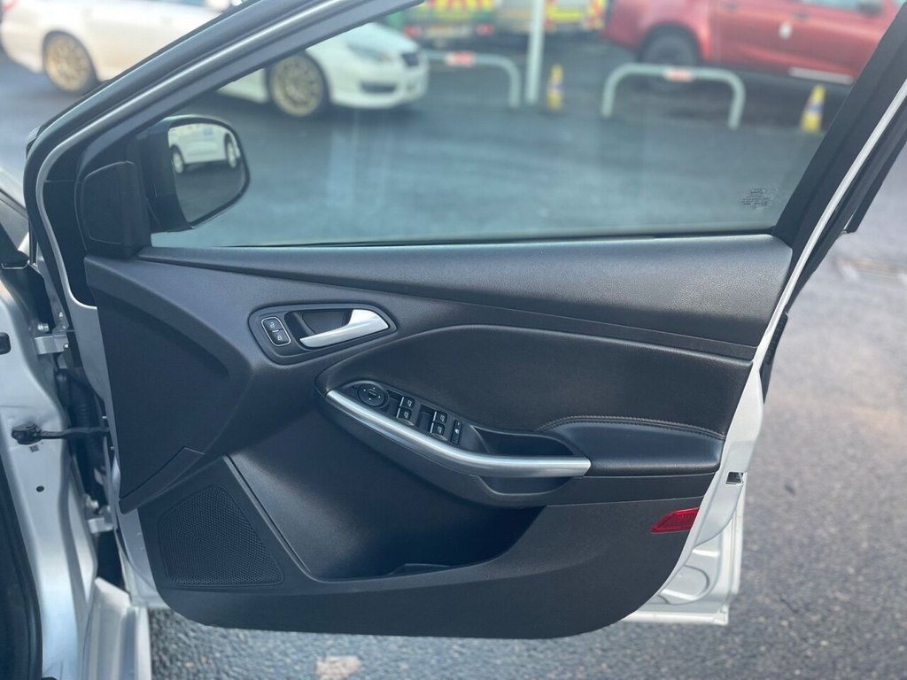 Used Ford Focus 2015 for sale - 77161695: Photo 16