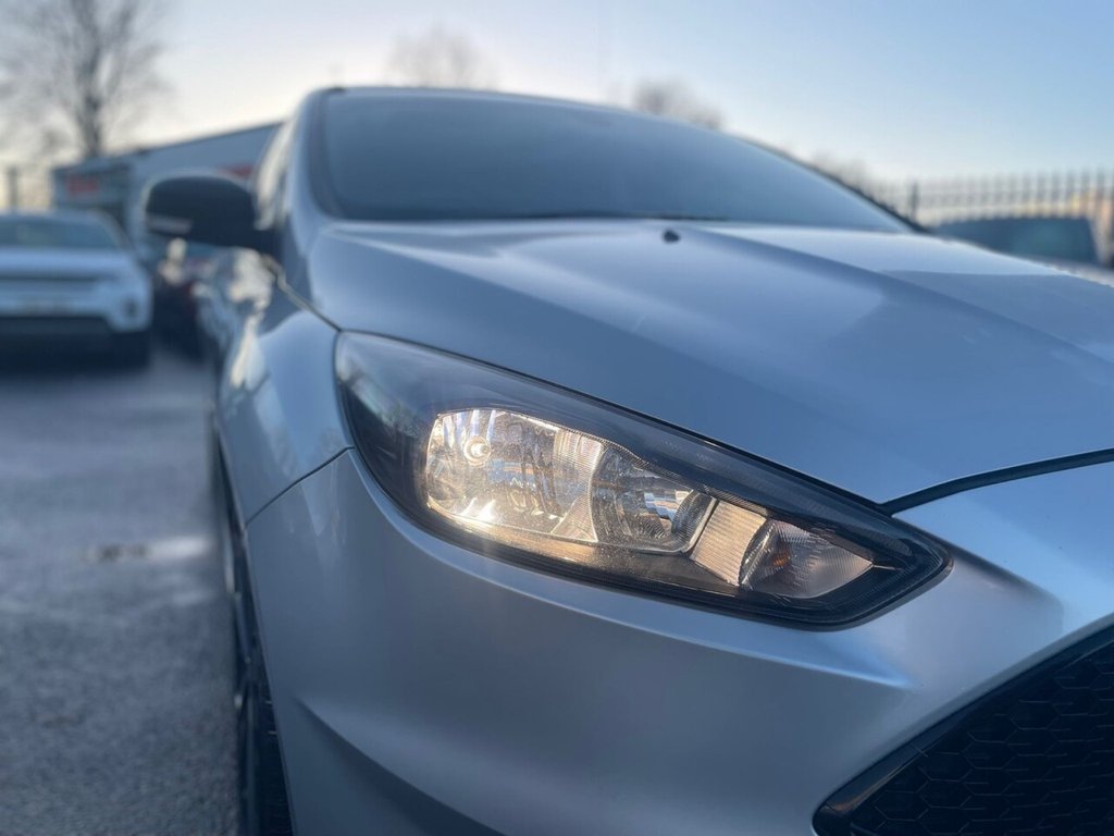 Used Ford Focus 2015 for sale - 77161695: Photo 3