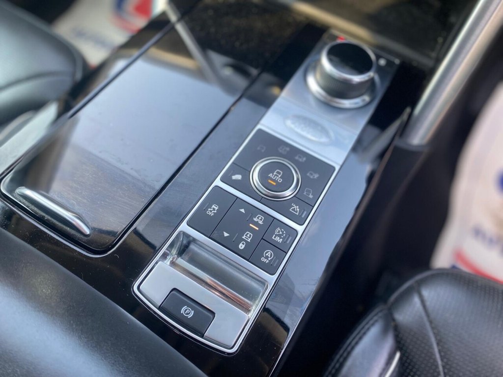 Used Land Rover Discovery 2017 for sale - 77668740: Photo 23