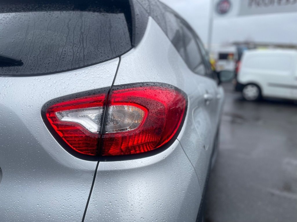 Used Renault Captur 2017 for sale - 77685277: Photo 18