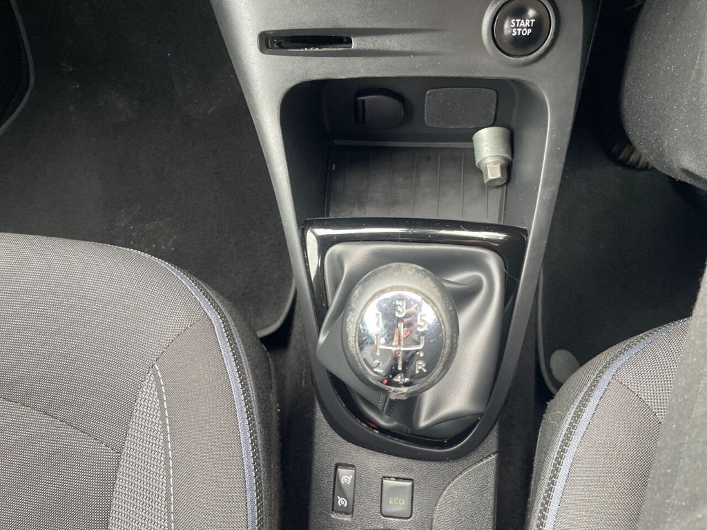 Used Renault Captur 2017 for sale - 77685277: Photo 35