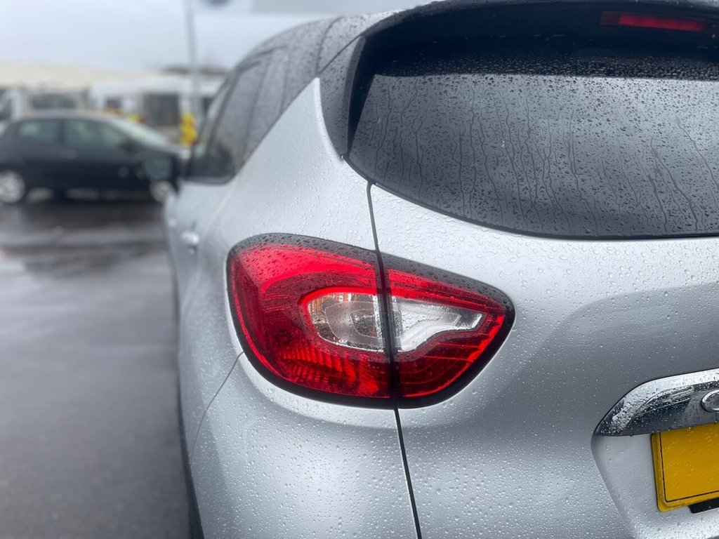 Used Renault Captur 2017 for sale - 77685277: Photo 6