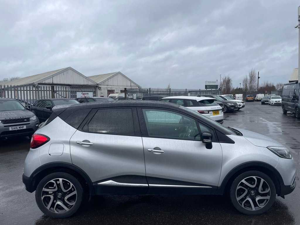 Used Renault Captur 2017 for sale - 77685277: Photo 9