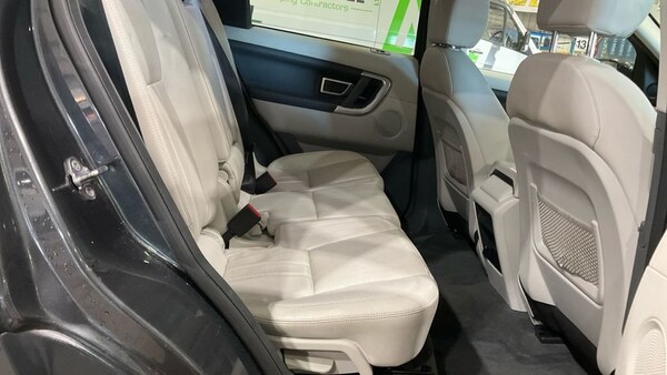Used Land Rover Discovery Sport 2017 for sale - 74260869: Photo 10