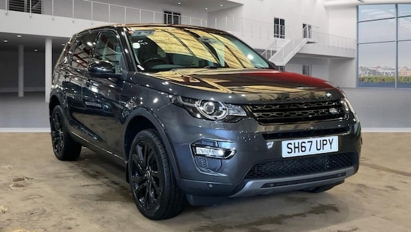 Used Land Rover Discovery Sport 2017 for sale - 74260869: Photo 4