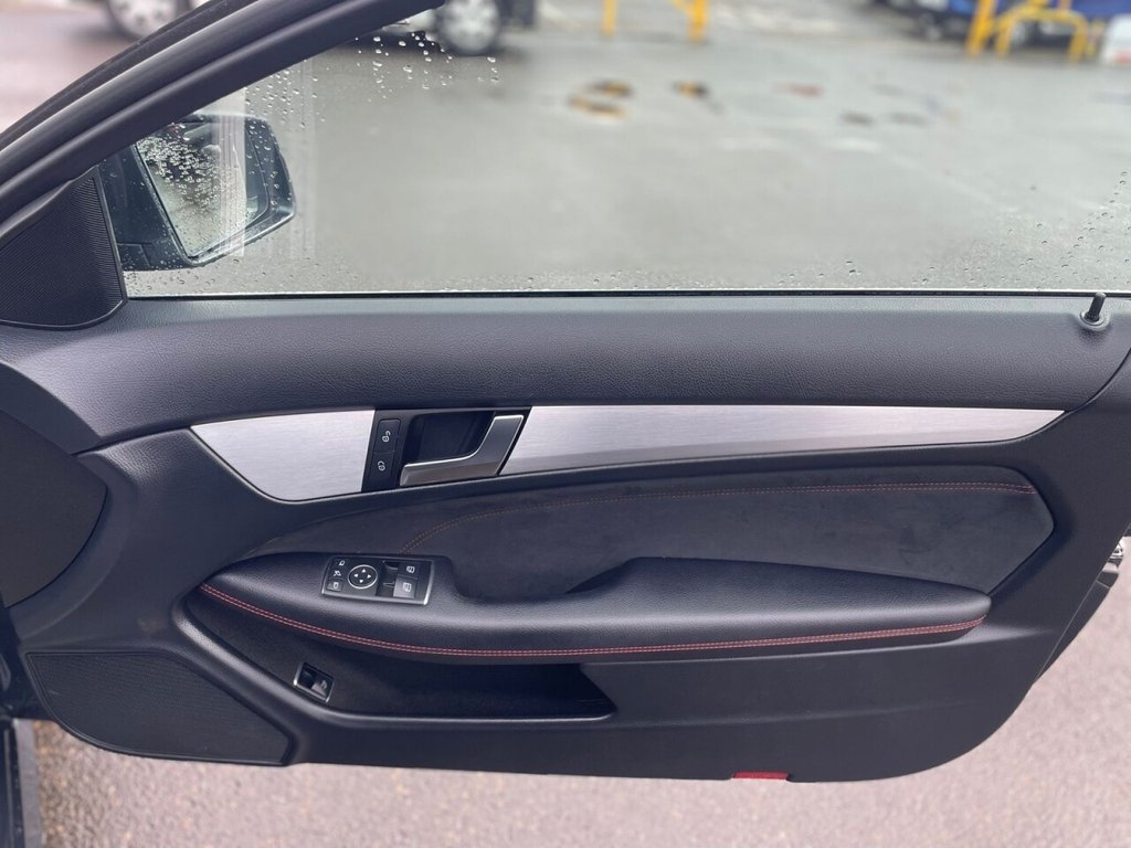 Used Mercedes-Benz C Class 2014 for sale - 77642867: Photo 14