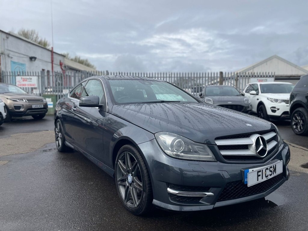 Used Mercedes-Benz C Class 2014 for sale - 77642867: Photo 2