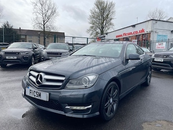 Used Mercedes-Benz C Class 2014 for sale - 77642867: Photo