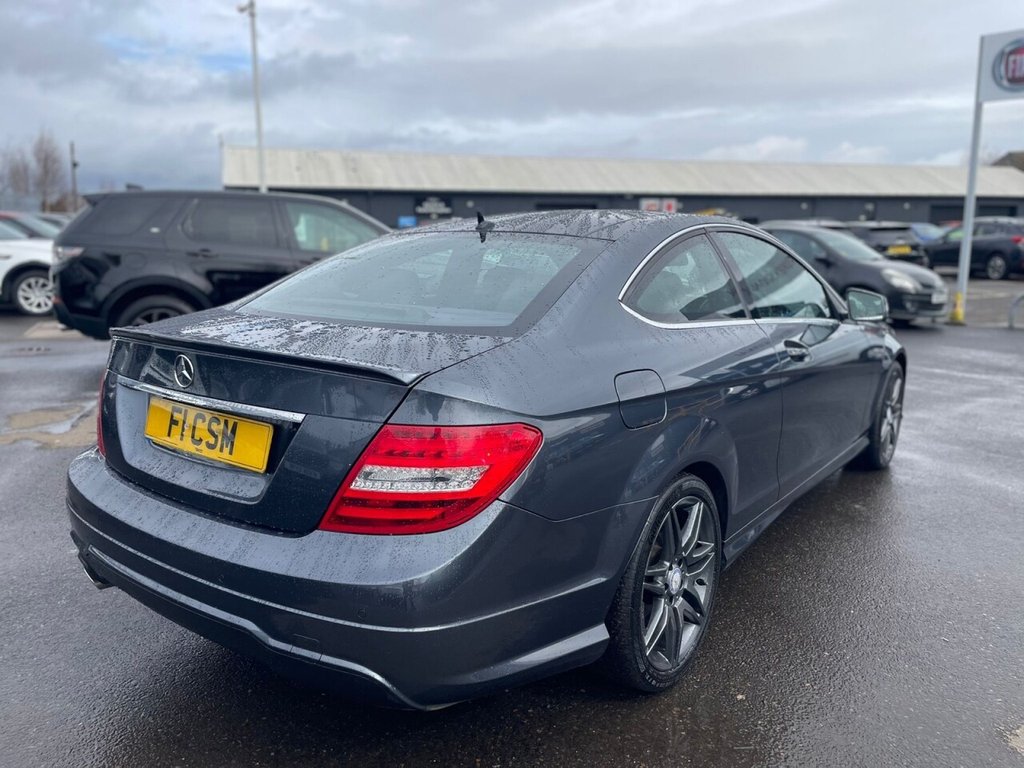 Used Mercedes-Benz C Class 2014 for sale - 77642867: Photo 7