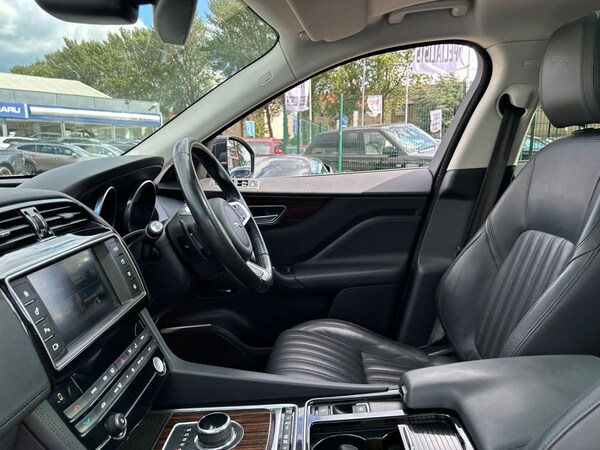 Used Jaguar F-Pace 2017 for sale - 68205144: Photo 36