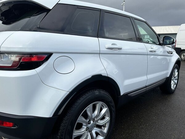 Used Land Rover Range Rover Evoque 2015 for sale - 69793437: Photo 12
