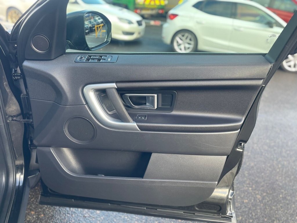 Used Land Rover Discovery Sport 2017 for sale - 77161673: Photo 16