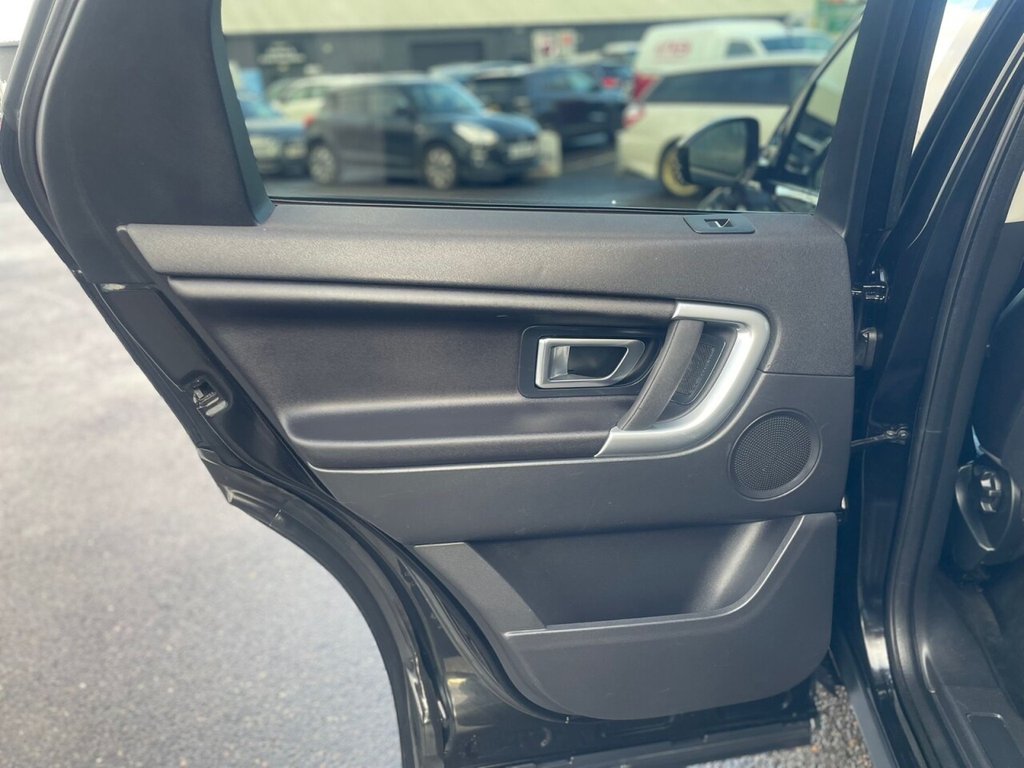 Used Land Rover Discovery Sport 2017 for sale - 77161673: Photo 32