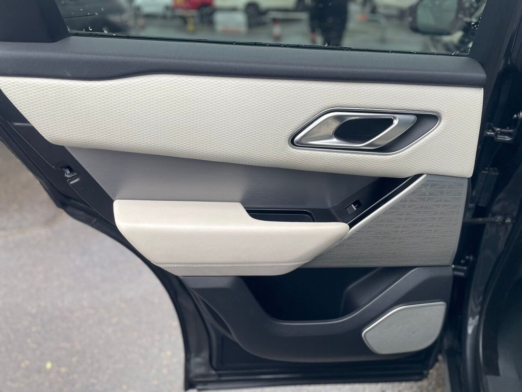 Used Land Rover Range Rover Velar 2017 for sale - 77369822: Photo 38