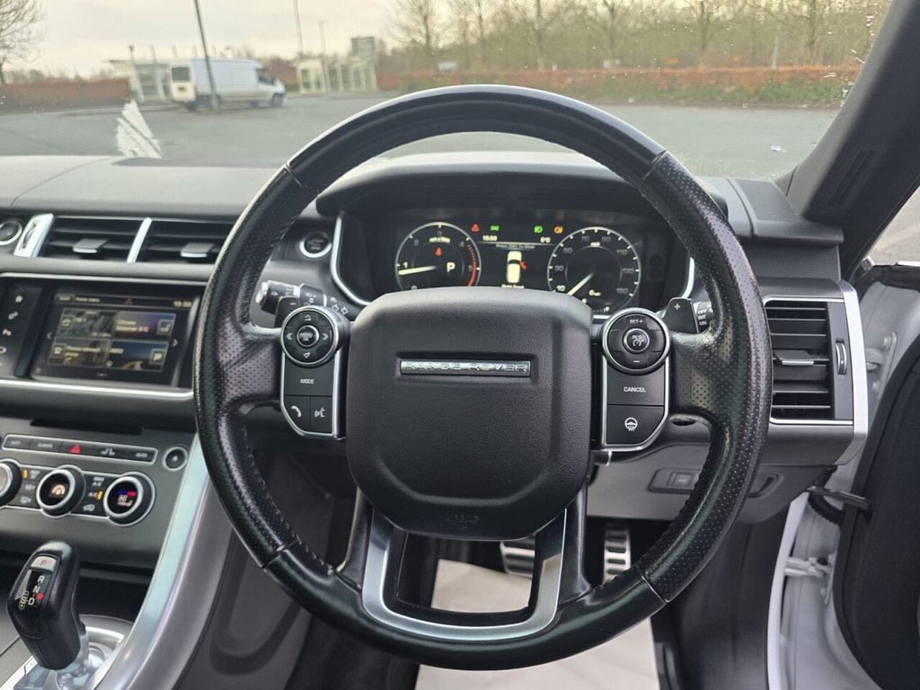 Used Land Rover Range Rover Sport 2016 for sale - 76740373: Photo 24