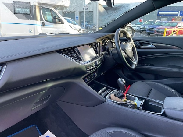 Used Vauxhall Insignia 2017 for sale - 64903958: Photo 25