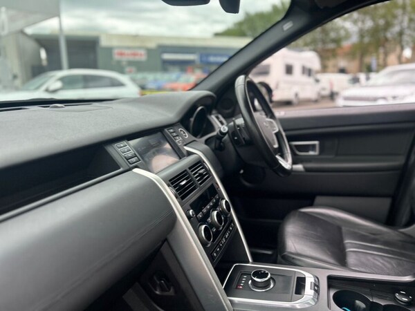 Used Land Rover Discovery Sport 2018 for sale - 71404509: Photo 12