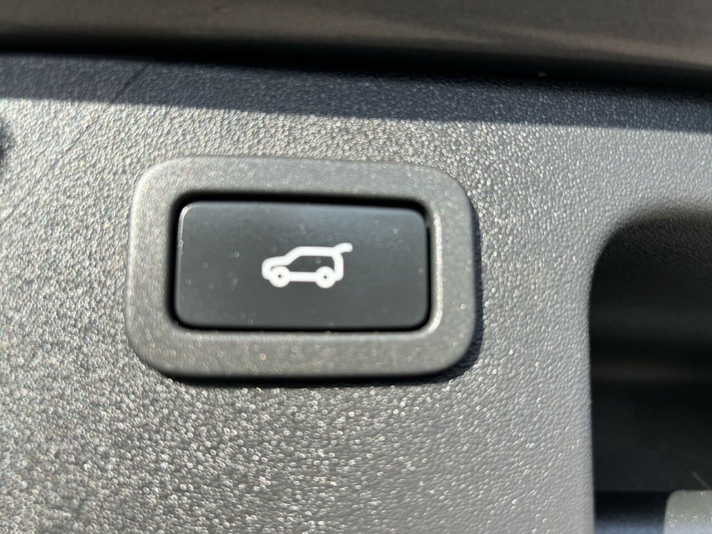 Used Land Rover Discovery Sport 2018 for sale - 77668714: Photo 16