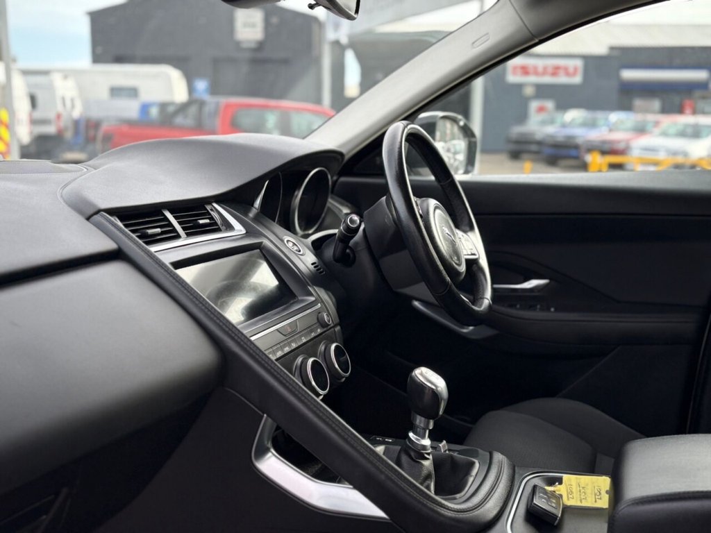Used Jaguar E-Pace 2018 for sale - 75937443: Photo 38