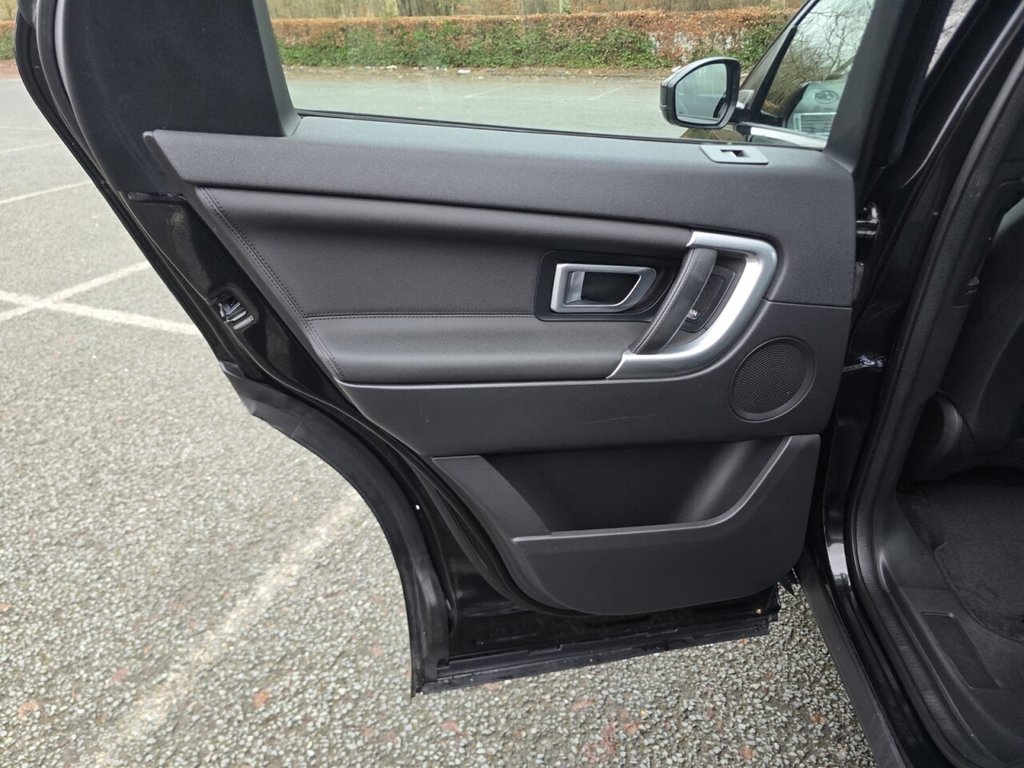 Used Land Rover Discovery Sport 2017 for sale - 77161684: Photo 39