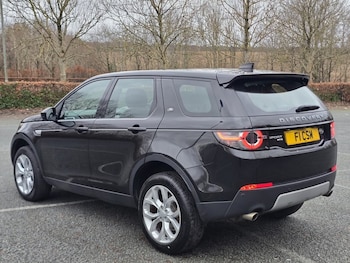 Used Land Rover Discovery Sport 2017 for sale - 77161684: Photo