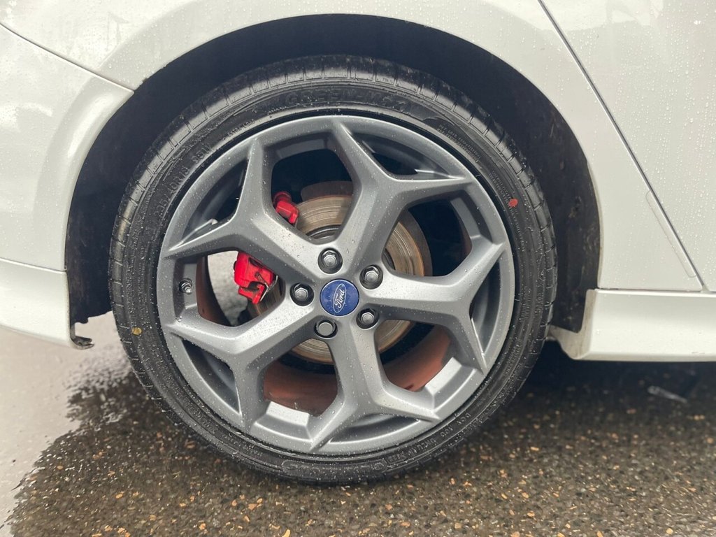 Used Ford Focus 2014 for sale - 76900650: Photo 11