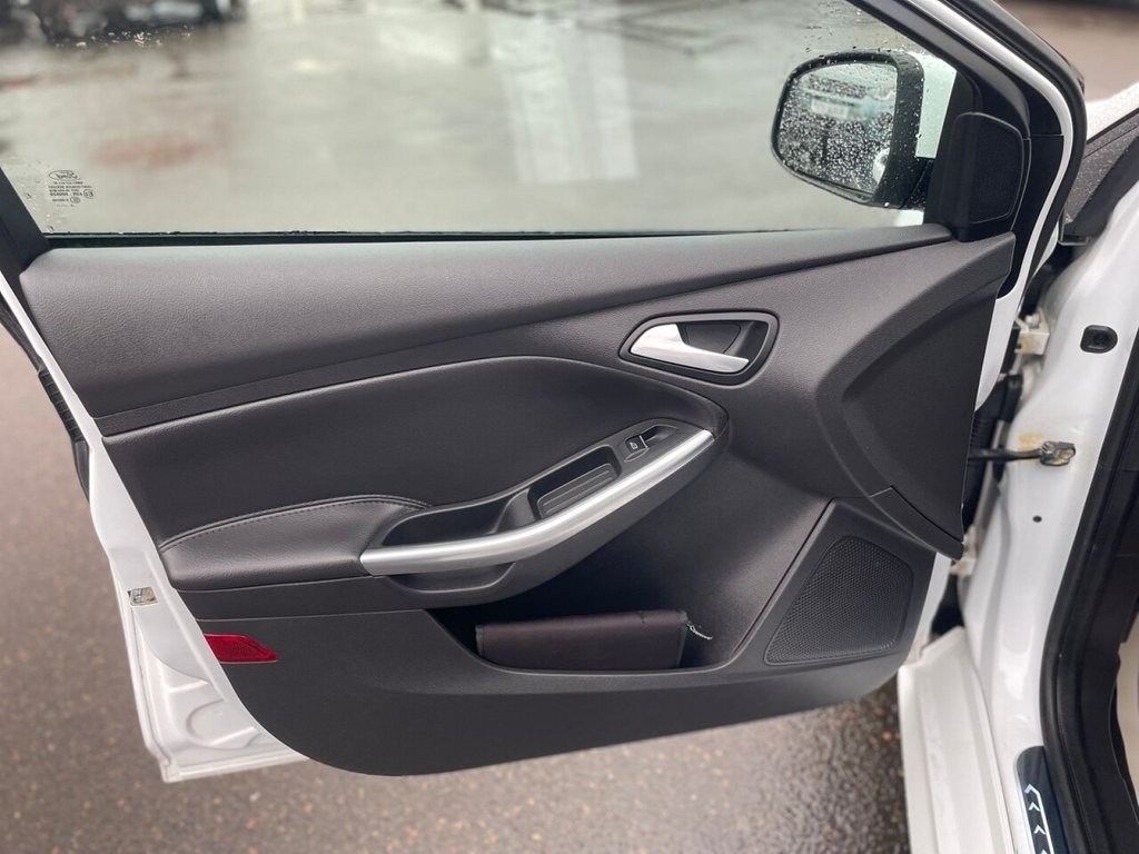 Used Ford Focus 2014 for sale - 76900650: Photo 29