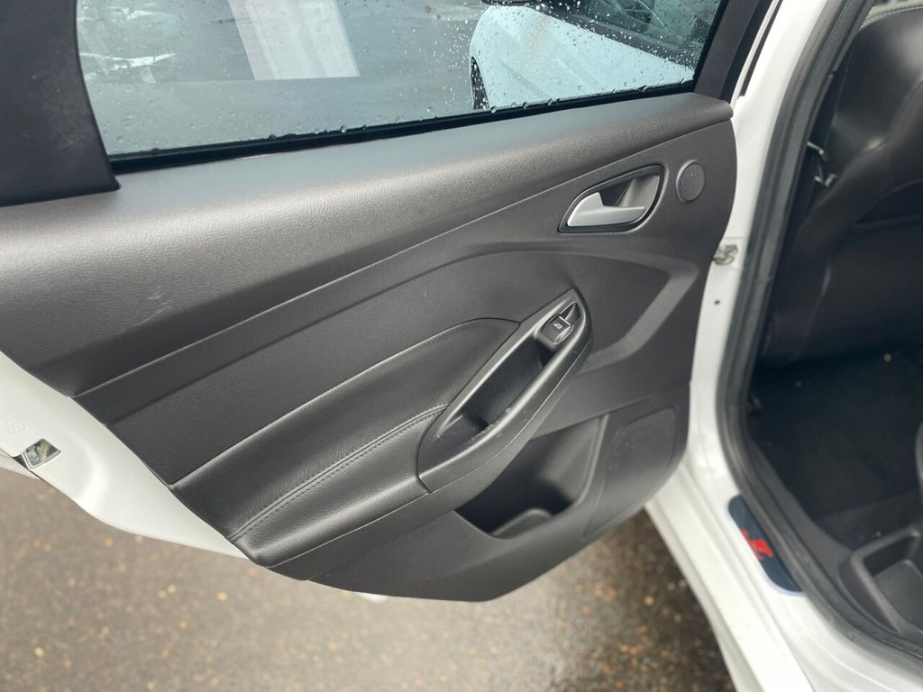 Used Ford Focus 2014 for sale - 76900650: Photo 35