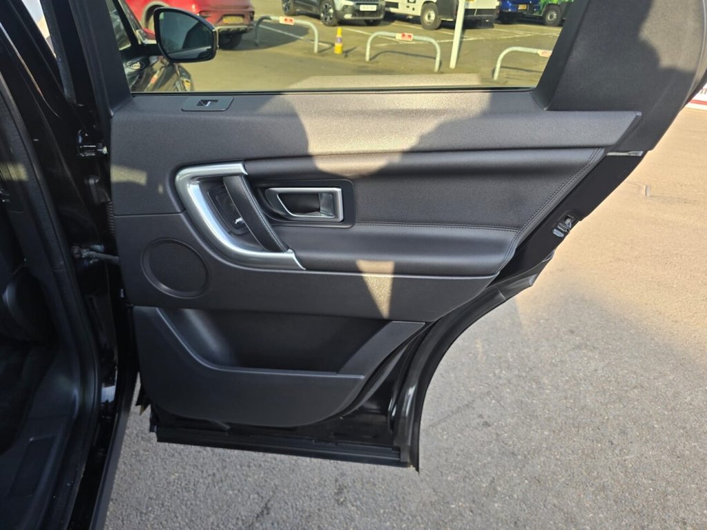 Used Land Rover Discovery Sport 2019 for sale - 77464150: Photo 40