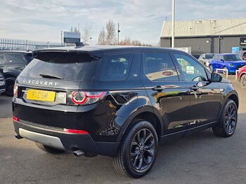 Used Land Rover Discovery Sport 2019 for sale - 77464150: Photo